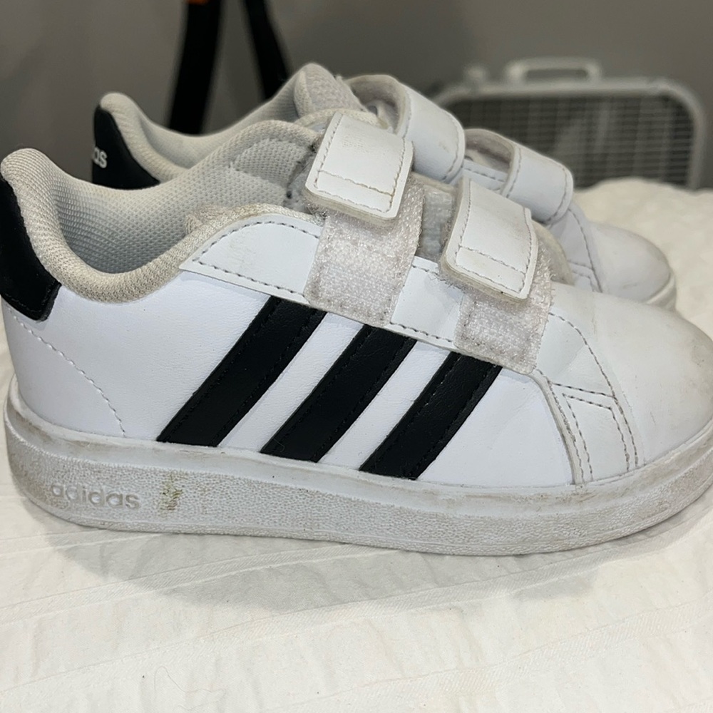Boys Adidas Sneakers